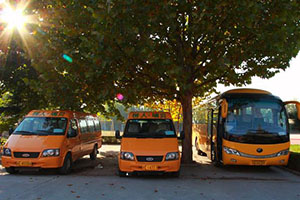 北京市通州區(qū)私立樹人學(xué)校校車