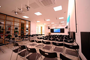 北京市通州区私立树人学校媒体教室