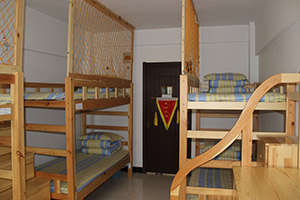 華油榮德小學宿舍