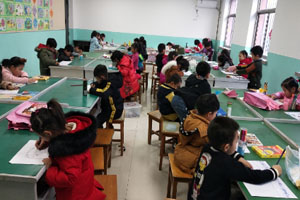 華油榮德小學繪畫室