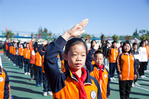 北京市朝陽區博雅學校升旗圖