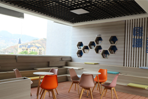 河北怀来闻道高级中学阅读室