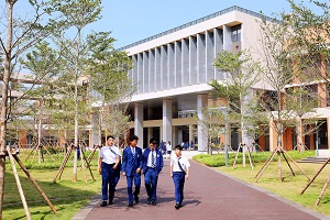 海口哈罗学校初中招生简章