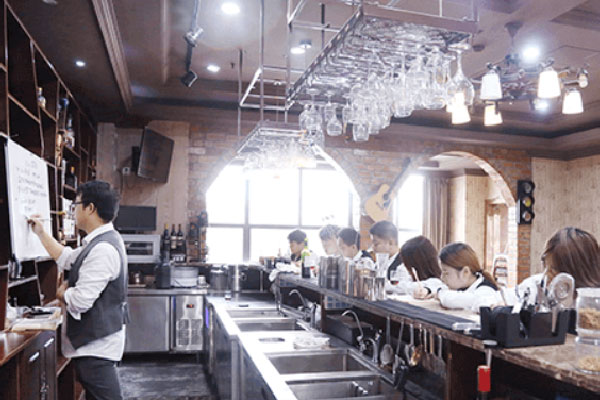 ����ŷ������������ѧУ