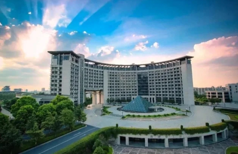 �㽭���̴�ѧ��ְ�о���