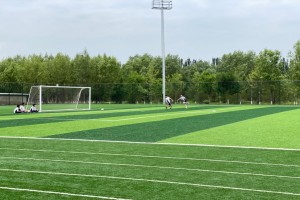 北京朝陽區一土致知學校足球場