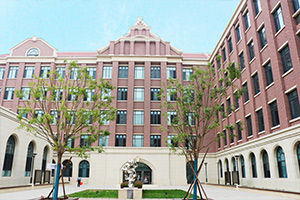 天津市新城高級中學教學樓