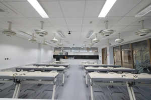 北京市仁泽高级中学创意教室