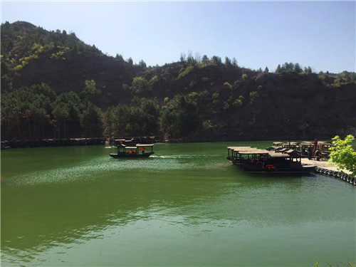 外经贸15级国际课程班学生踏青之旅