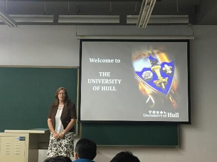 英国赫尔大学讲座圆满结束