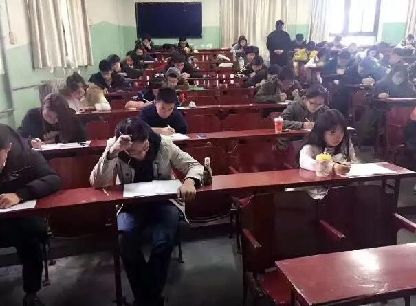 北京航空航天大学3+2留学期中考试进行中