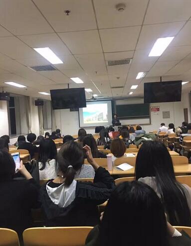 莱斯特大学代表来访中传媒留学预科班