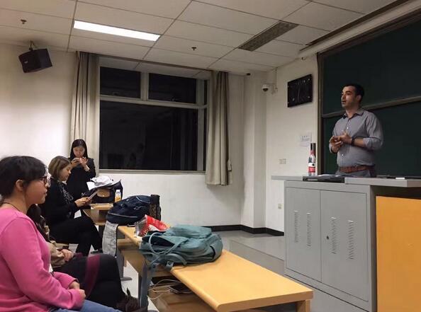 基尔大学代表来访中国传媒大学