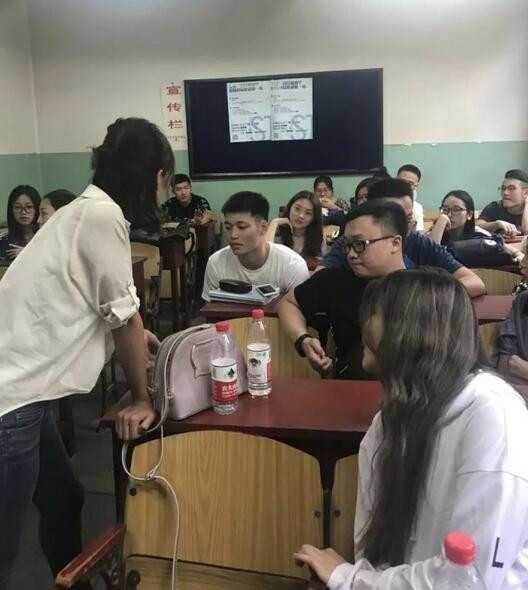 北京航空航天大学出国留学大三咨询讲座顺利举行