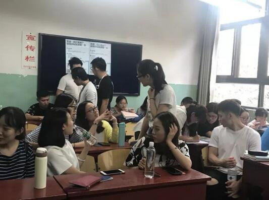 北京航空航天大学出国留学大三咨询讲座顺利举行