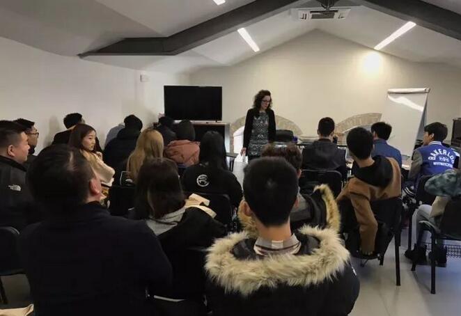 对外经贸大学2017届意大利计划生已经顺利到达意大利