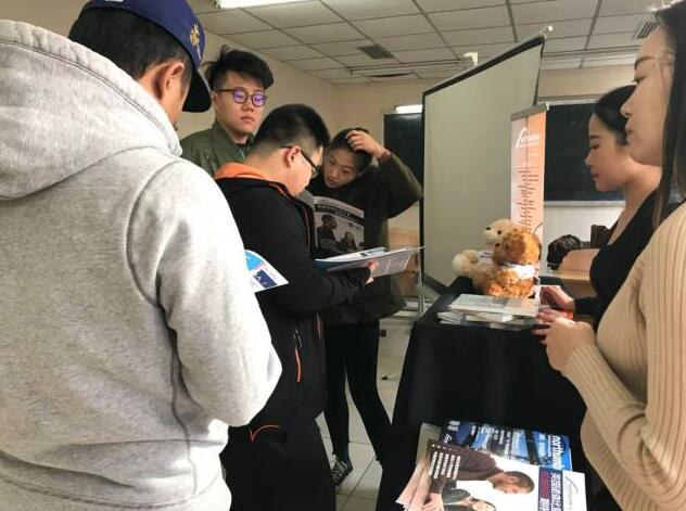 北航诺森比亚大学校园开放日活动进行中