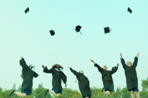 教育学在职研究生是全日制吗?