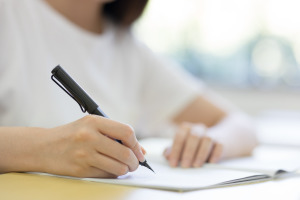 自考学历能报考技术经济及管理在职研究生吗?