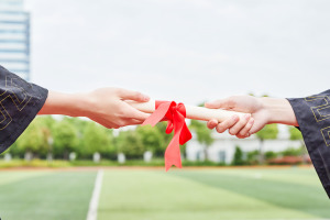 读北京在职研究生毕业后只有一个学位证书吗?