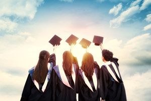 2021年哪些学校招心理学在职研究生?