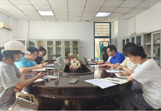 湖北理工學院經濟與管理學院召開全面從嚴治團工作會議