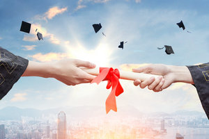 选调生考华北电力大学在职研究生有什么优势？