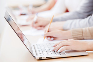 河南大学临床医学在职研究生报考时间是什么时候?