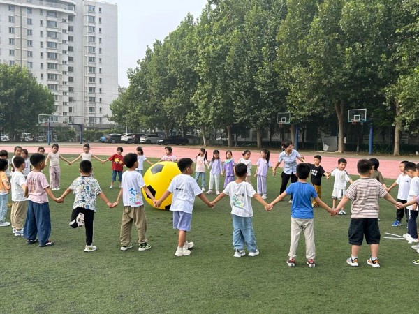北京市忠德學(xué)校開學(xué)典禮