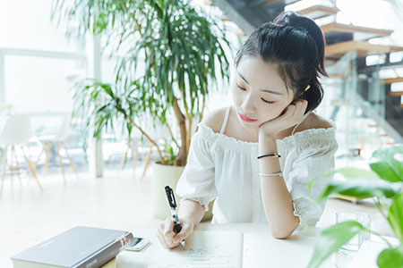 報(bào)考河北經(jīng)貿(mào)大學(xué)在職研究生需要參加入學(xué)考試嗎