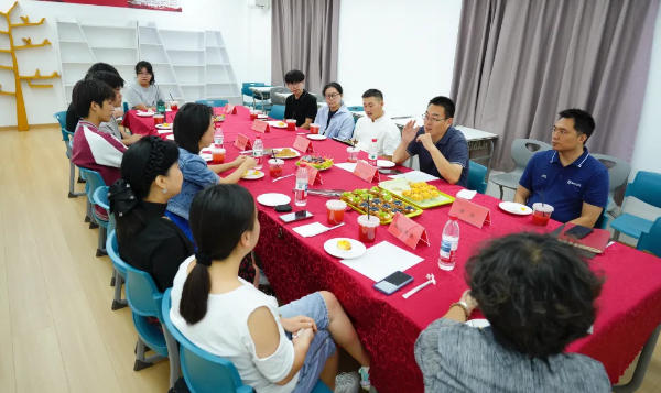 北外同文校园膳食升级进行时：满意度创新高，家校共治见实效