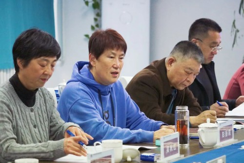 北京懷柔索蘭諾中學(xué)座談會