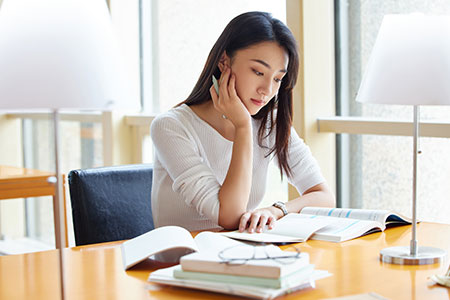 上海對外經(jīng)貿(mào)大學(xué)同等學(xué)力申碩碩士錄取率是多少