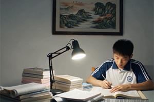 75天，從迷茫到全科90+：一位少年與中育貝拉的雙向奔赴