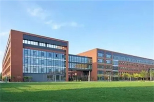 探校专题——北京市朝阳区凯文学校不止专注艺术特色，奥运标准的体育场馆让人惊艳