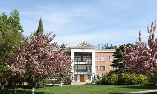 7.北京市私立汇佳学校