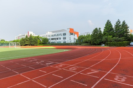 三河市燕桥学校住宿费