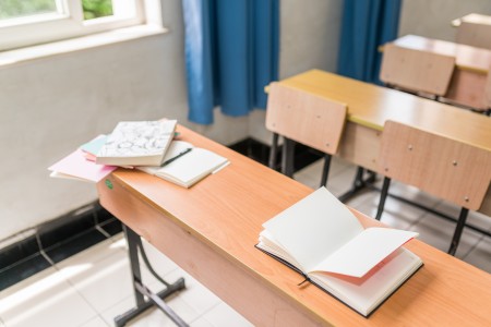 北京中加学校|通州华仁学校初中插班材料清单