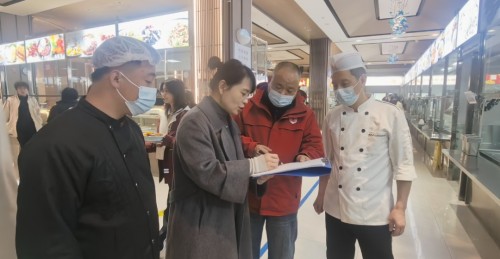 北京东方红学校开学第一餐