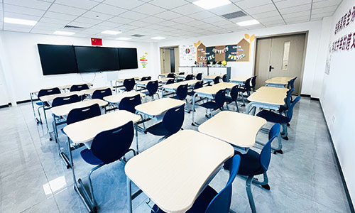 北京市朝阳区新亚学校