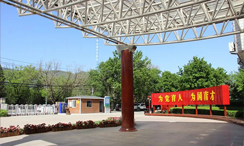 北京东方红学校