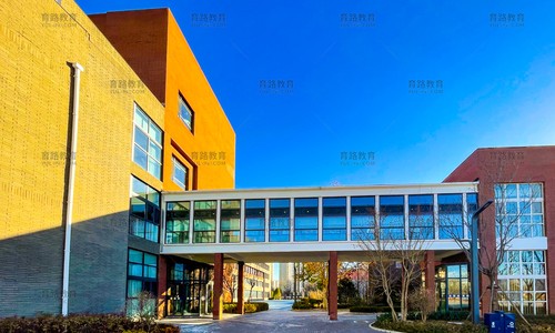 北京市新英才学校