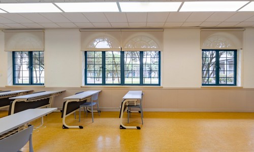 �ɶ��д��ؿ��������ѧУ