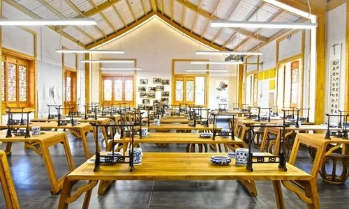 �ɶ���ۯ������ʵ�����ѧУ