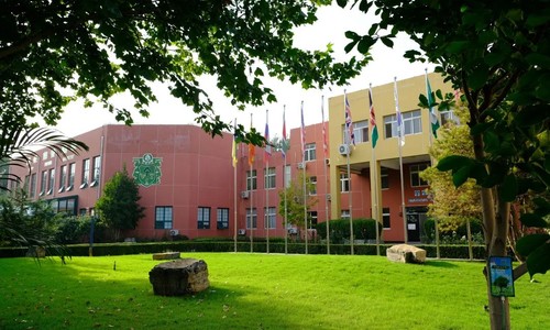 ������ͨ����˽������ѧУ