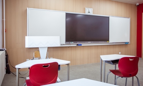 �����м�ѧУ|ͨ�ݻ���ѧУ