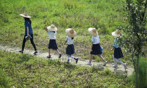 �ɶ���ۯ������ʵ�����ѧУ