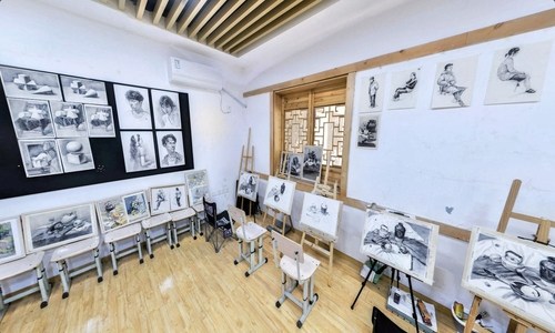 成都市郫都区绵实外国语学校