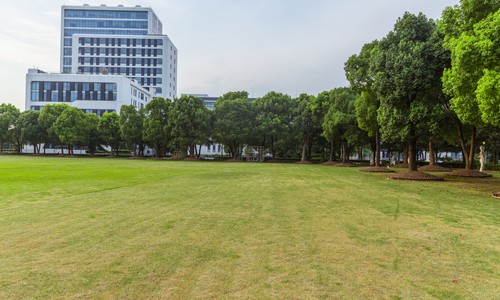 ɽ��ͨ�ú���ְҵ����ѧԺ