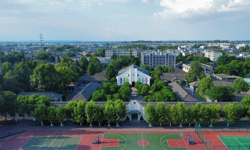 �ɶ��д��ؿ��������ѧУ